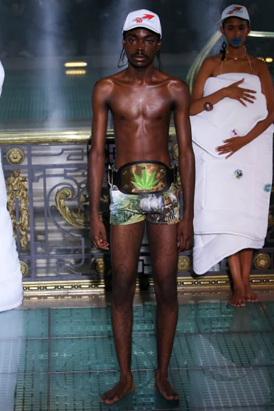 Look 6
